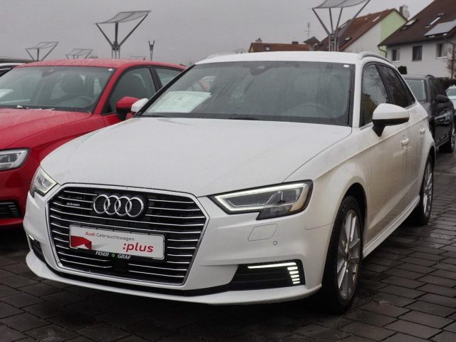 Audi A3 Sportback e-tron Sport 40 S tronic MATRIX+ACC -  Leasing ohne Anzahlung - 0,00 €