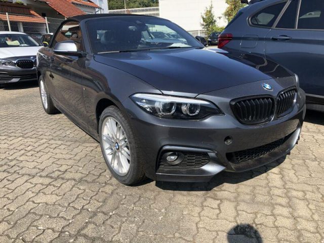 BMW 2er 220i Cabrio M Sport. Automatic. 17. PDC-Hinten. -  Leasing ohne Anzahlung - 0,00 €