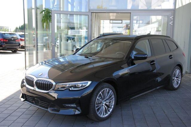 BMW 3er 330d xDrive Touring Sport Line -  Leasing ohne Anzahlung - 0,00 €