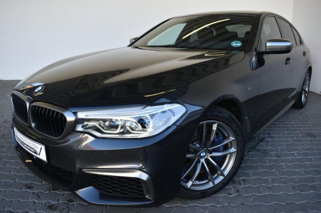 BMW 5er M550dA xDrive Lim. (G30) *WIR SIND FÜR SIE DA* -  Leasing ohne Anzahlung - 0,00 €
