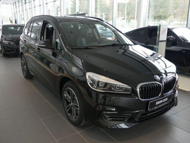 BMW 2er Gran Tourer 220i Sport Line -  Leasing ohne Anzahlung - 489,00 €