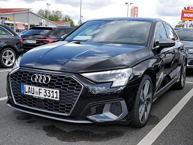 Audi A3 Sportback edition one 35 TDI S tr. line NAV -  Leasing ohne Anzahlung - 0,00 €
