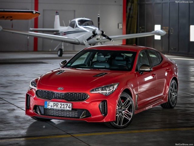 Kia Stinger 2.0 T-GDI 256 GT-Line ExclusiveP PanoD -  Leasing ohne Anzahlung - 408,00 €