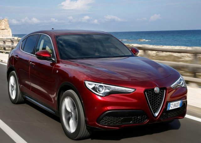 Alfa-Romeo Stelvio 2.0 Turbo 200 AT8 Q4 Super 19Z ACC Bi-Xe -  Leasing ohne Anzahlung - 474,00 €