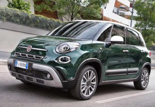 Fiat 500L 1.4 16V 95 Cross UCon AppC SmartP Magic-Eye -  Leasing ohne Anzahlung - 195,00 €