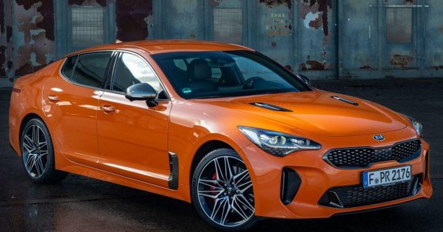 Kia Stinger 3.3 V6 T-GDI 366 4WD GT SchiebeD LED ACC -  Leasing ohne Anzahlung - 481,00 €