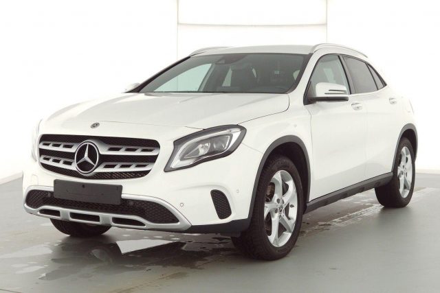 Mercedes-Benz GLA 200 DCT Urban 4J.Gar. KeyL LED Nav Kam SHZ -  Leasing ohne Anzahlung - 309,00 €