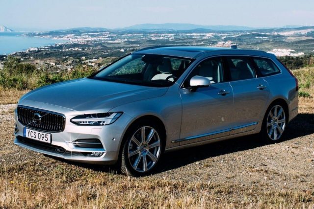 Volvo V90 D4 AWD Momentum LED WinterP Alarm PDC -  Leasing ohne Anzahlung - 357,00 €