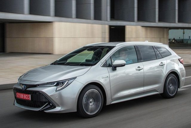 Toyota Corolla Touring Sports TS 2.0 Hybrid 180 ECVT GR Sport LED Nav -  Leasing ohne Anzahlung - 372,00 €